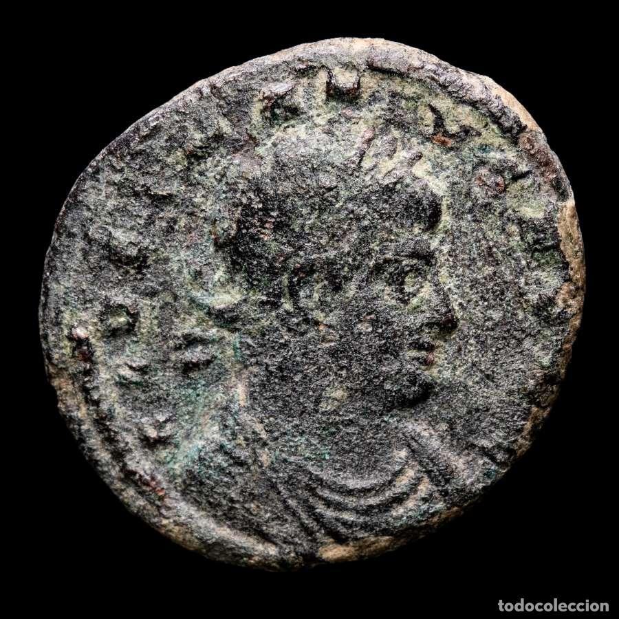 Monedas Imperio romano: Delmacio (335-337) follis Siscia GLORIA EXERCITVS. Escasa! (3810)