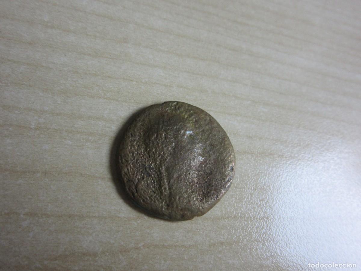 Monedas Imperio romano: Dupondio de Antonia(hija de Marco Antonio y madre de Cal&iacute;gula)Medidas 2,5 m Peso8,2 gr