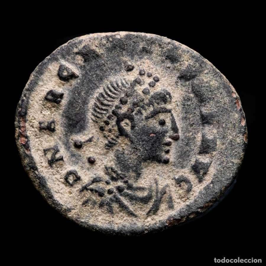 Monedas Imperio romano: Arcadius (A.D. 383-408) AE15. Heraclea SMHA. SALVS REIPVBLICAE.