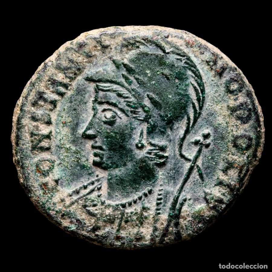 Monedas Imperio romano: Constantinopolis follis, bronce. Roma. R*&euro;. Victoria en proa (4053)