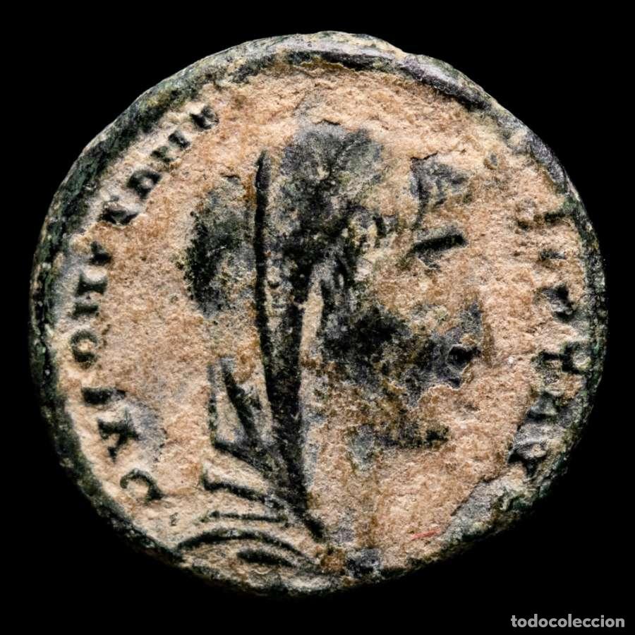 Monedas Imperio romano: DIVO CONSTANTINO con velo. Alejandr&iacute;a. Cuadriga //SMALA. Sin limpiar