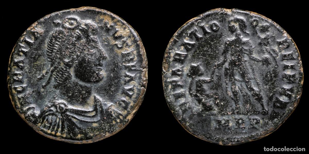 Monedas Imperio romano: Gratian Follis - REPARATIO REIPVB, Aquileia - 23 mm / 6,01 gr.