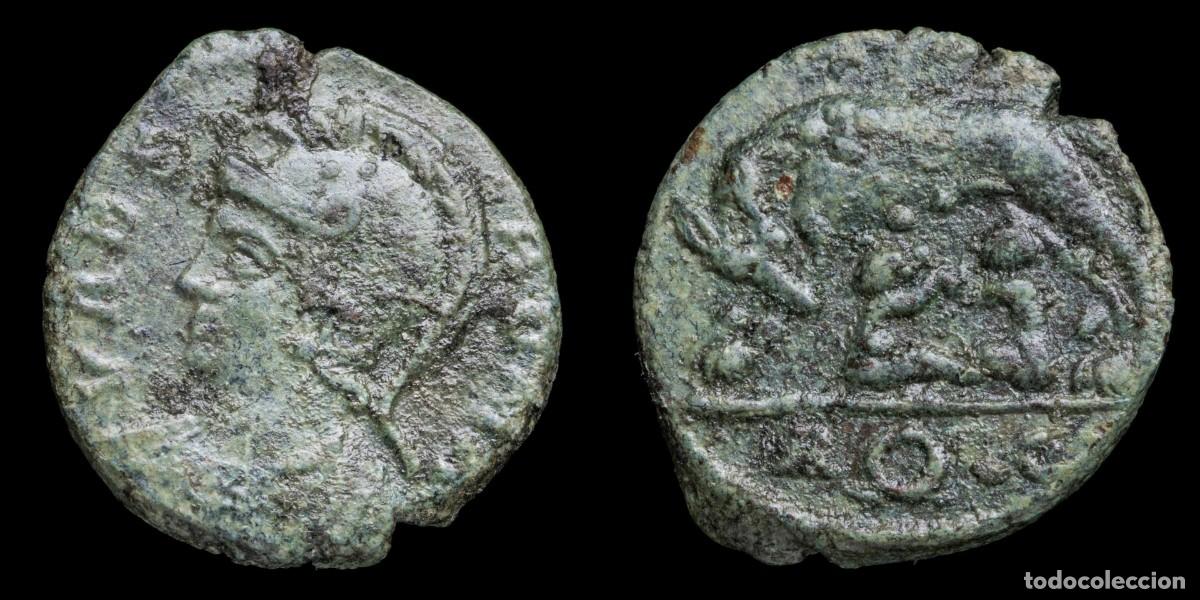 Monedas Imperio romano: Constantine I Commemorative Series - VRBS ROMA, Rome - 17 mm / 2,52 gr.VRBS ROMA Helmeted and mantle