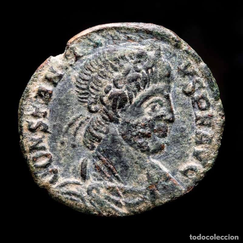Monedas Imperio romano: Constancio II. Arles PV /PARL. Victories. RIC VIII 88 R3! Rara