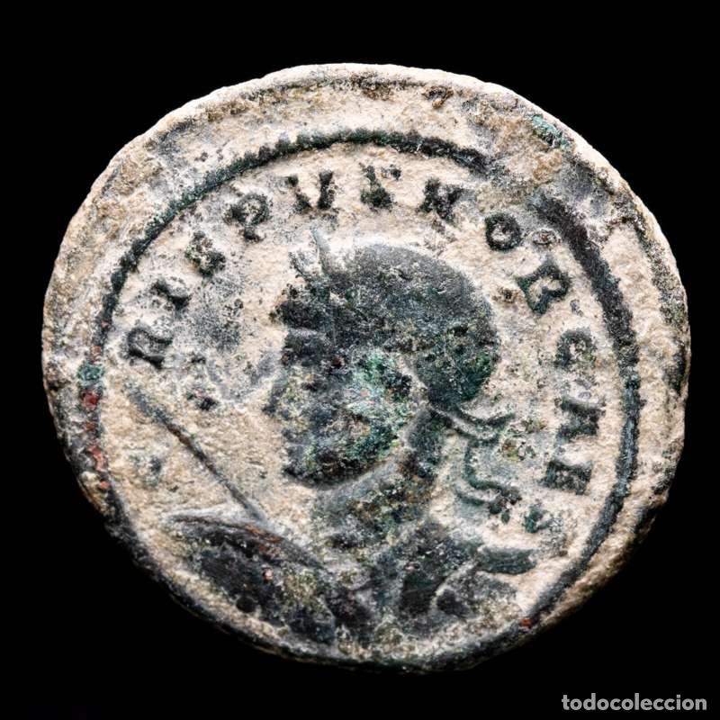 Monedas Imperio romano: Crispo (316-326 a.C), follis de bronce. Ticinum. VIRTVS EXERCIT S-F