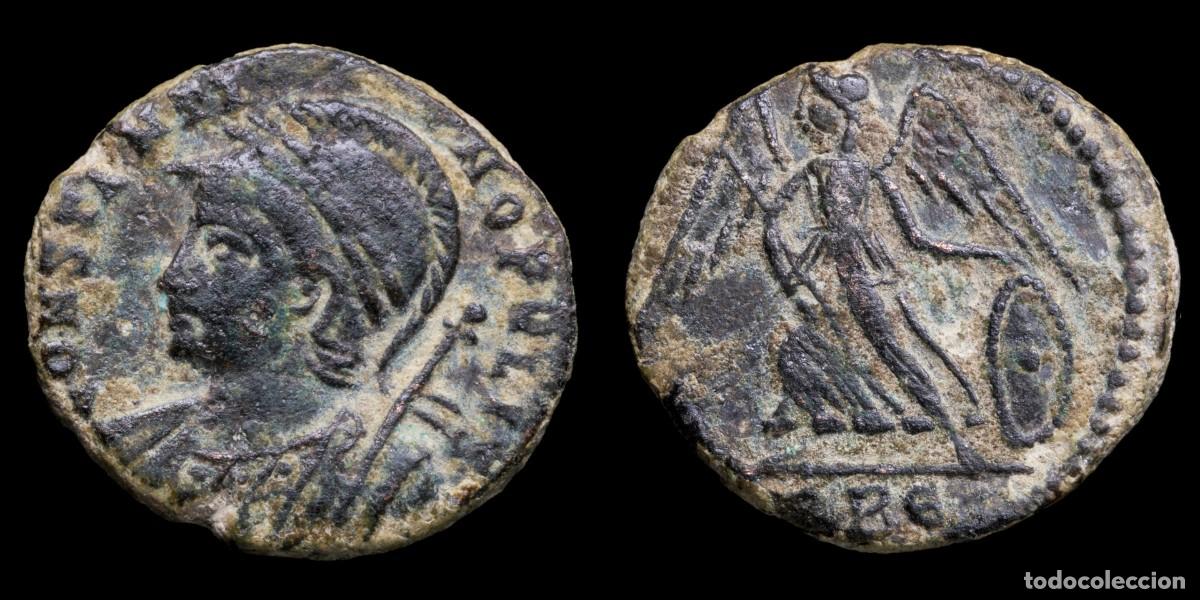 Monedas Imperio romano: Constantine I Commemorative Series - CONSTANTINOPOLIS, Rome - 16 mm / 2,32 gr.