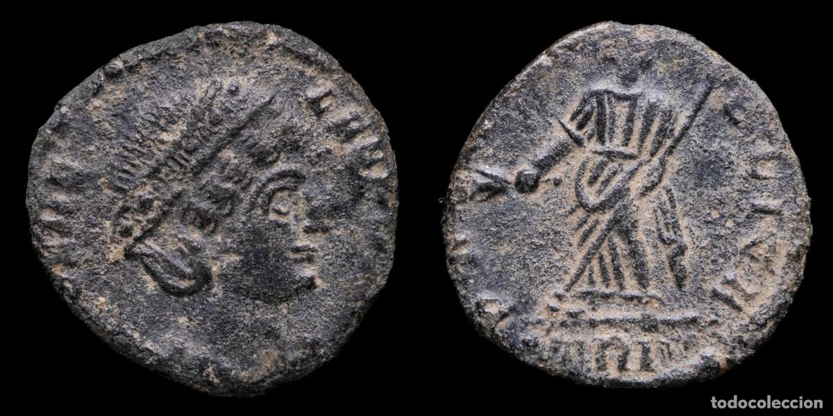 Monedas Imperio romano: Helena - PAX PVBLICA, Trier - 14 mm / 1,23 gr.