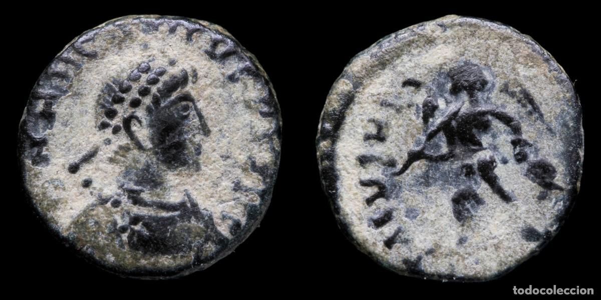 Monedas Imperio romano: Arcadius - SALVS REIPVBLICAE - 12 mm / 1,17 gr.