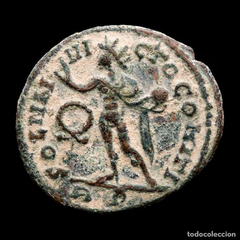 Monedas Imperio romano: Constantino I, Roma - SOLI INVICTO COMITI - &Omega; / RP. Follis.