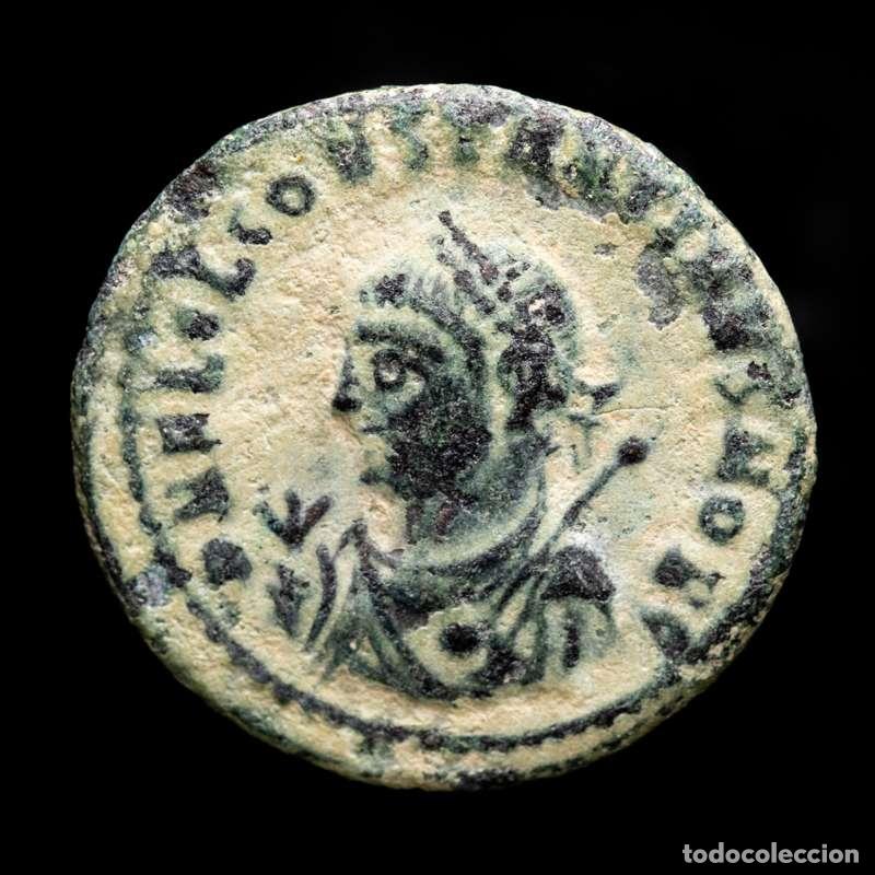 Monedas Imperio romano: Constantino II - Follis de Cizico - Jupiter &Omega; - B / SMK