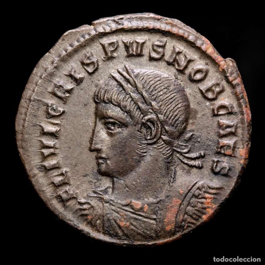 Monedas Imperio romano: Crispo Cesar - Follis de Roma - PROVIDENTIAE CAESS ∵ / RQ