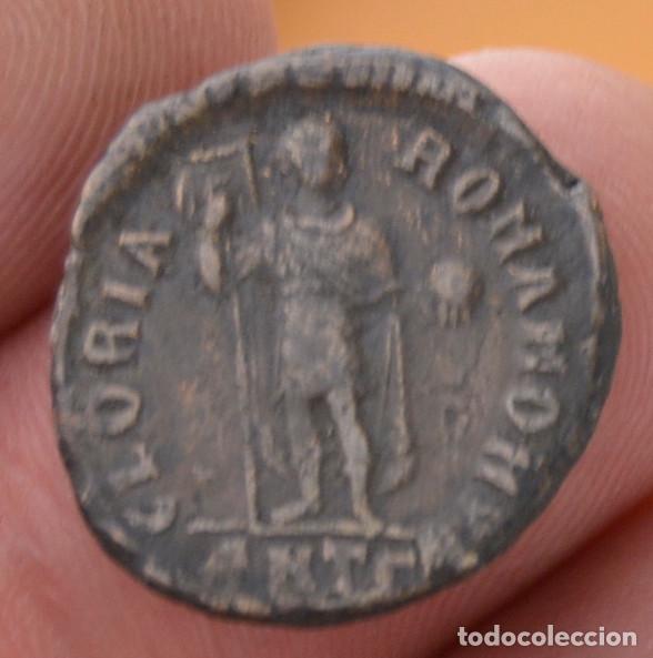 Monedas Imperio romano: Moneda Imperio romano. 2cm. di&aacute;metro. - Foto 3