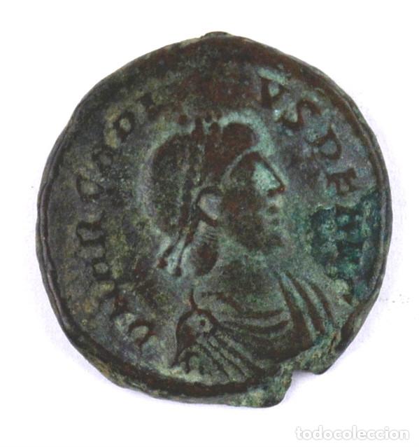 Monedas Imperio romano: MONEDA POSIBLEMENTE ROMANA, 2,1CM DI&Aacute;METRO.