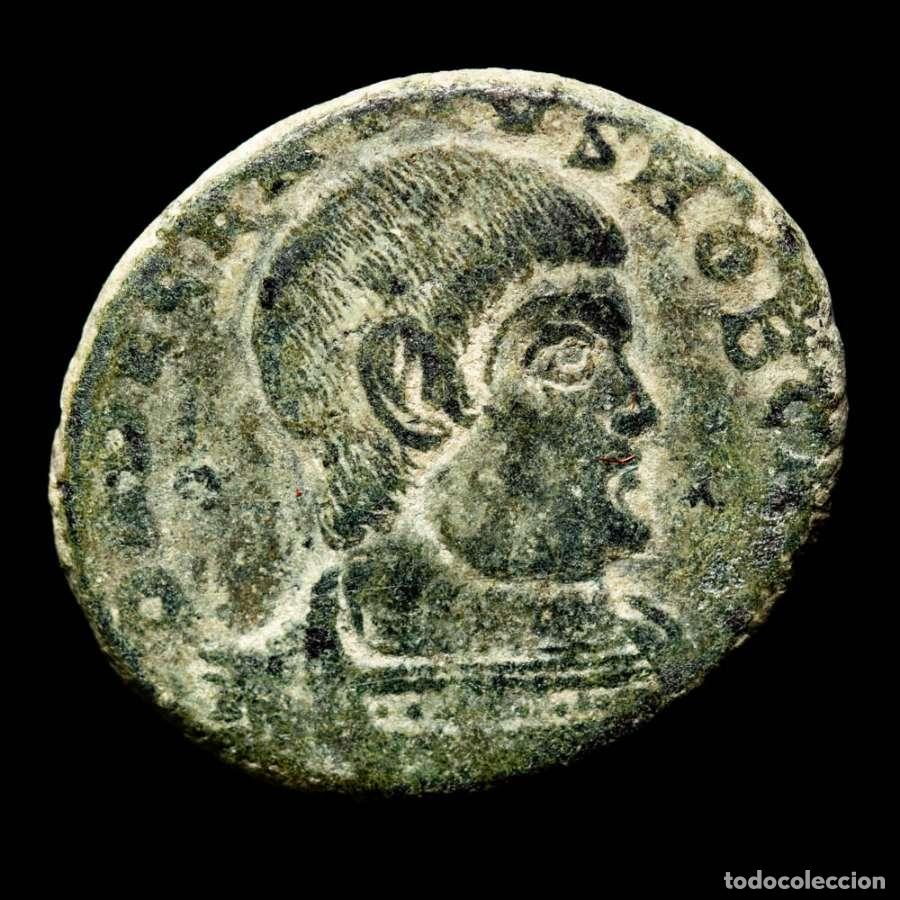 Monedas Imperio romano: Decencio Cesar. &AElig; Maiorina. Victorias, Cristograma ☧ I SAR (4521)