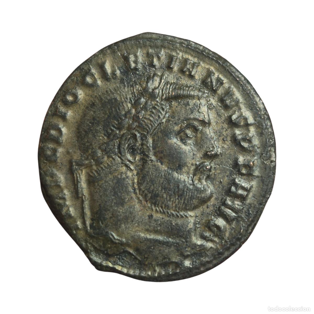 Monedas Imperio romano: NT/ FOLLIS DIOCLECIANO GRAN PARTE DEL PLATEADO ORIGINAL (A1305)