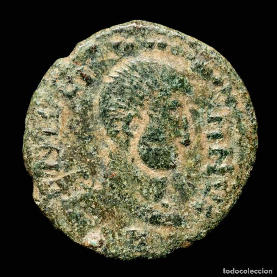 Monedas Imperio romano: Juliano II cesar - &AElig; maiorina. FEL TEMP REPARATIO Estilo Barbaro.