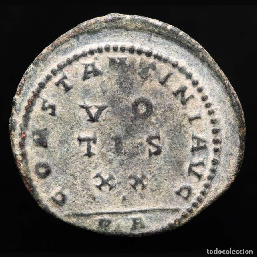 Monedas Imperio romano: Constantino I - Follis. Arles PA. VO TIS XX - RIC-216. R2!! Muy rara