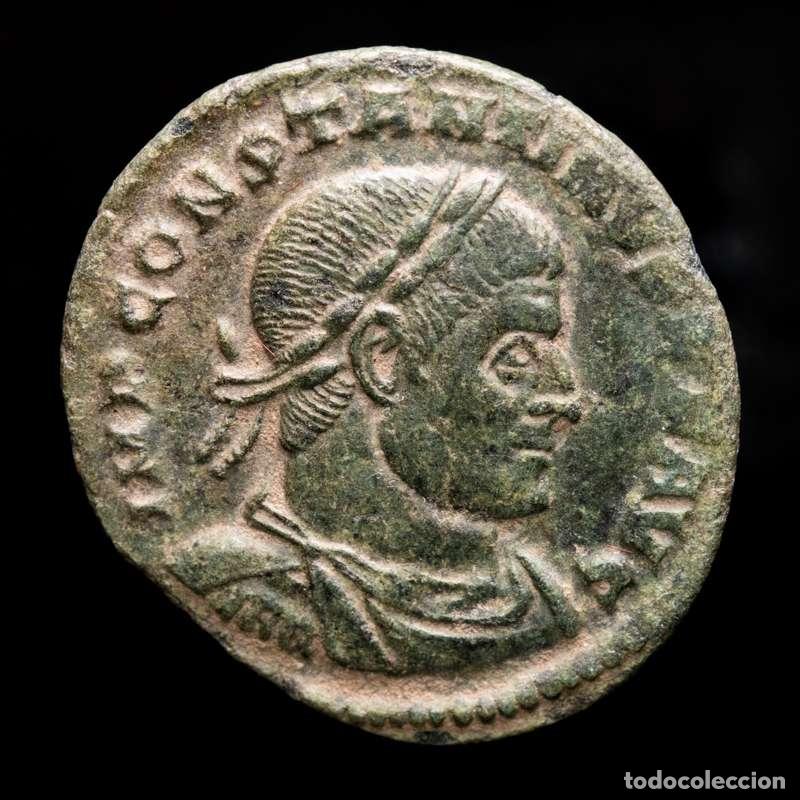 Monedas Imperio romano: Constantino I - Follis. Arles. S-F SARL. SOLI INVICTO COMITI (4468)
