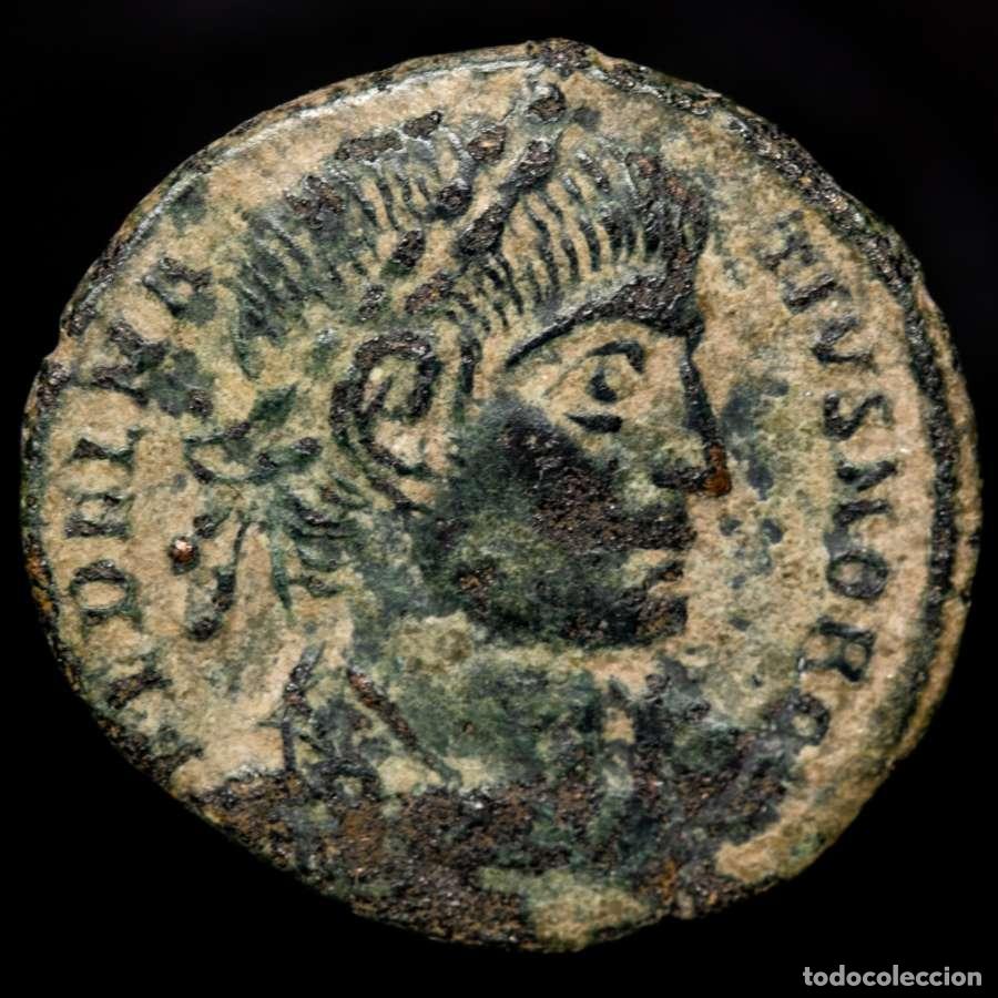 Monedas Imperio romano: Delmacio. &AElig; 1/2 Follis. GLOR-IA EXERC-ITVS Chi-Rho. Constantinopla