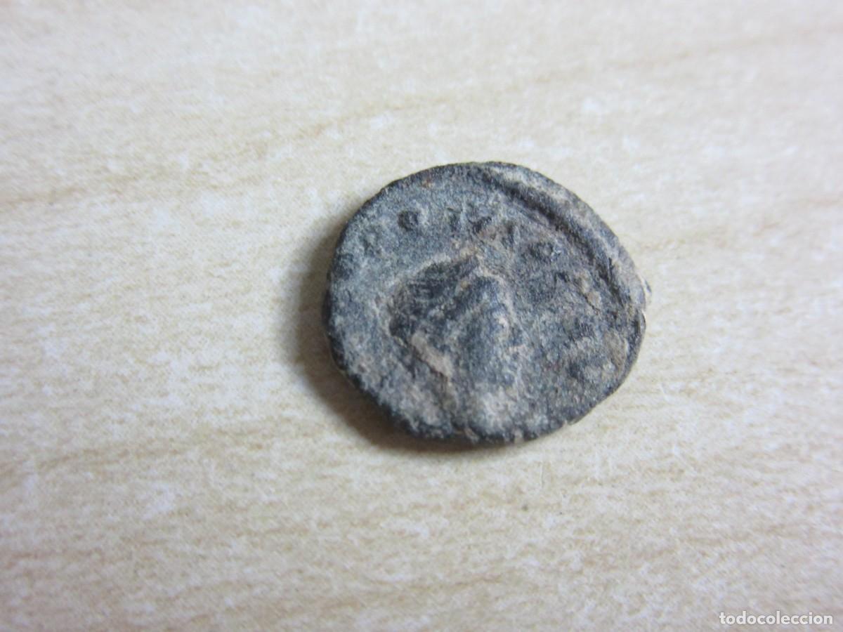 Monedas Imperio romano: Escasa fracci&oacute;n de centenional de Teodosio II 408-450 DC Reverso Cruz