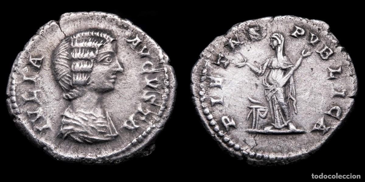 Monedas Imperio romano: Julia Domna Denarius - PIETAS PVBLICA - 19 mm / 2,67 gr.