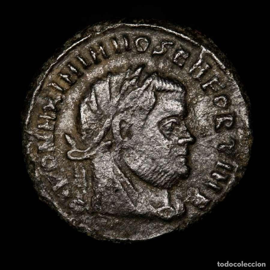 Monedas Imperio romano: Divo Maximiano, bajo Constantino I - Roma, REQVIES OPTIM MERIT / RQ