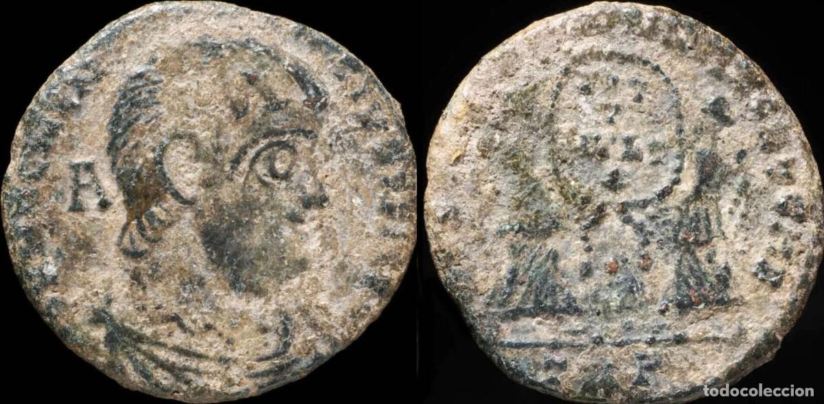 Monedas Imperio romano: Magnentius Barbarous - VICTORIAE DD NN AVG ET CAES, Lyon - 17 mm / 2.10 gr.
