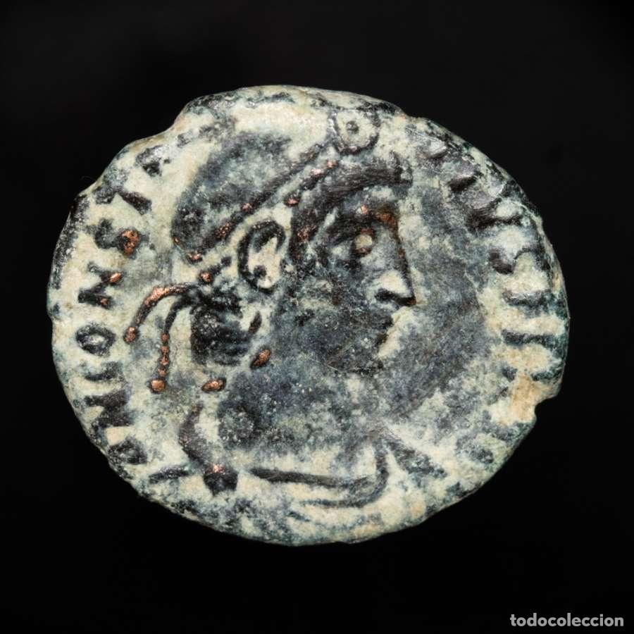Monedas Imperio romano: Constancio II, Maiorina, Arles FEL TEMP REPARATIO - D / TCON (3176)