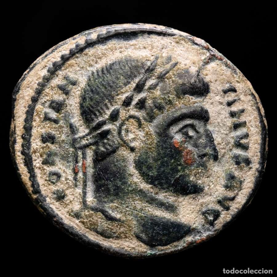 Monedas Imperio romano: Constantino I, follis, Arles, DN CONSTANTINI MAX AVG - VOT XX / S⊎A