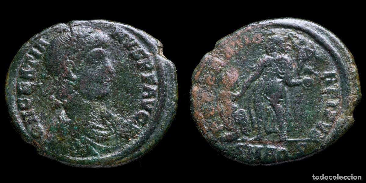 Monedas Imperio romano: Gratian Follis - REPARATIO REIPVB, Aquileia - 25 mm / 6,18 gr.Obv: D N GRATIANVS P F AVG. Pearl-diad