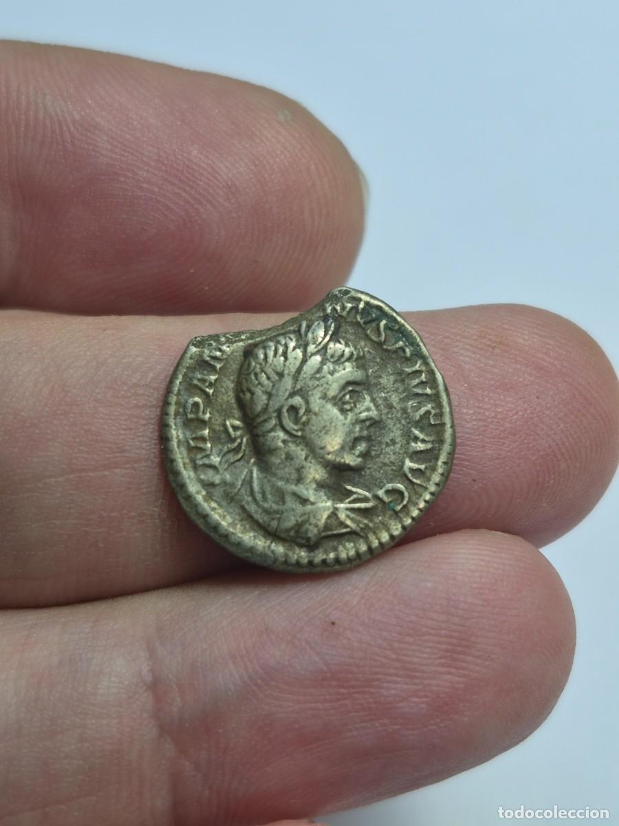 Monedas Imperio romano: NT/ DENARIO HELIOGABALO COSPEL FALTADO 2,21 GRS (A1425)