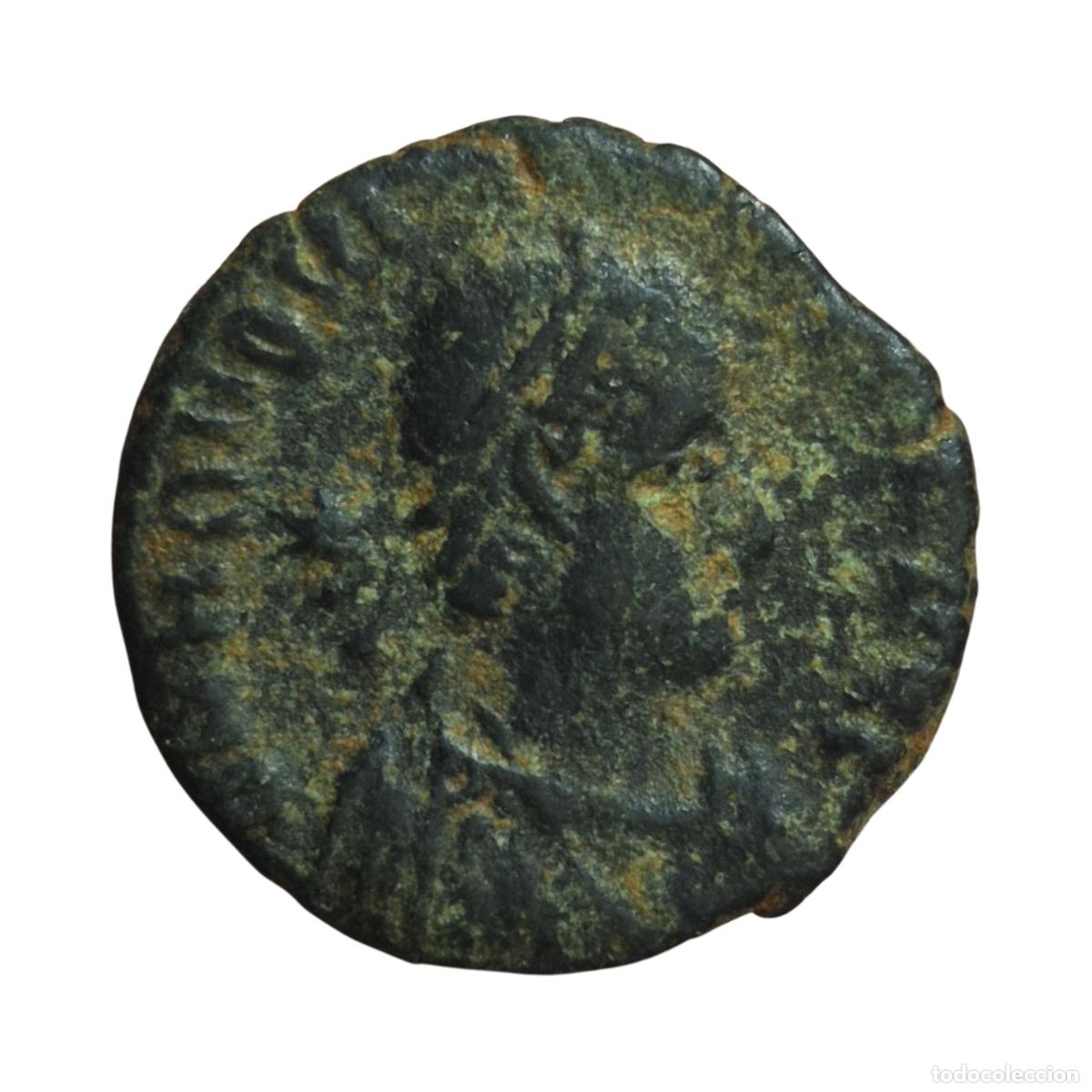 Monedas Imperio romano: NT/ CENTENIONAL HONORIO EN REVERSO CON ARCADIO Y TEODOSIO II (A1471)