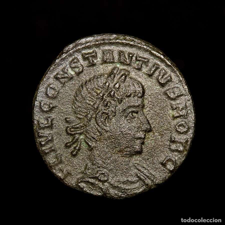 Roman Empire Coins: Constancio II 324-337 dC. Medio Follis GLORIA EXERCITVS R&Omega;T (4634)