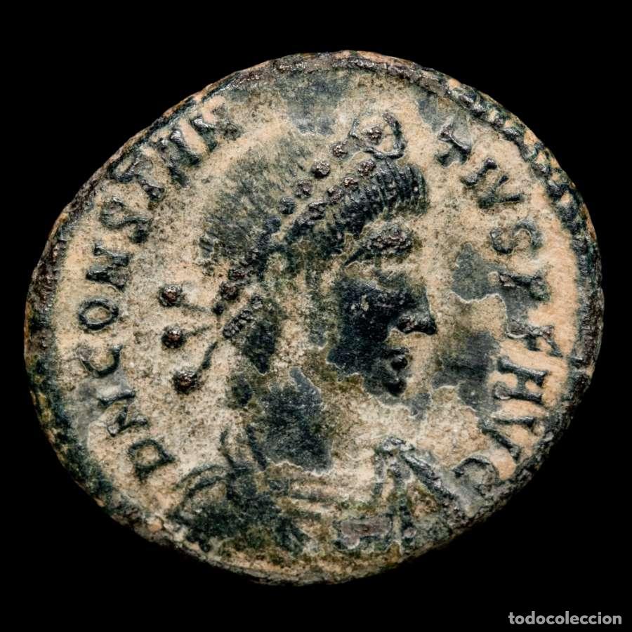 Monedas Imperio romano: Constancio II 324-337 dC AE19. Lugdunum. FEL TEMP REPARATIO//CSLG.