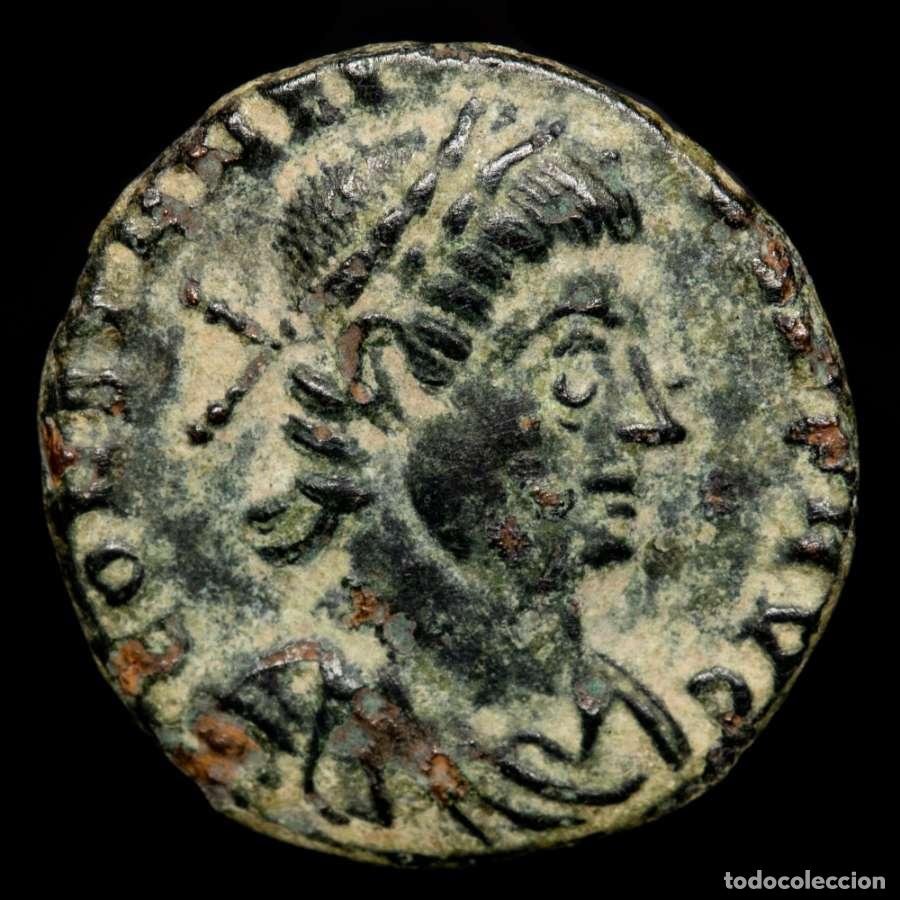 Monedas Imperio romano: Constancio II 337-361 1/2 follis Lugdunum. SLG/Y. GLORIA EXERCITVS.