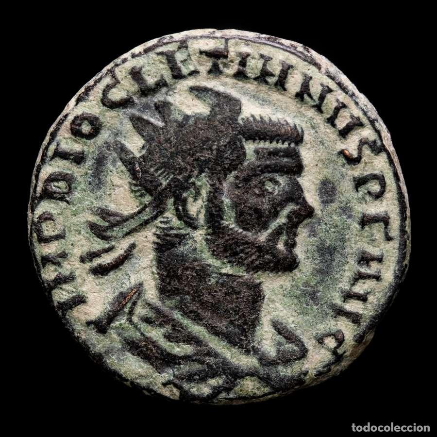 Monedas Imperio romano: Diocleciano 284-305 dC. AE antoniniano. VOT XX en corona. Roma