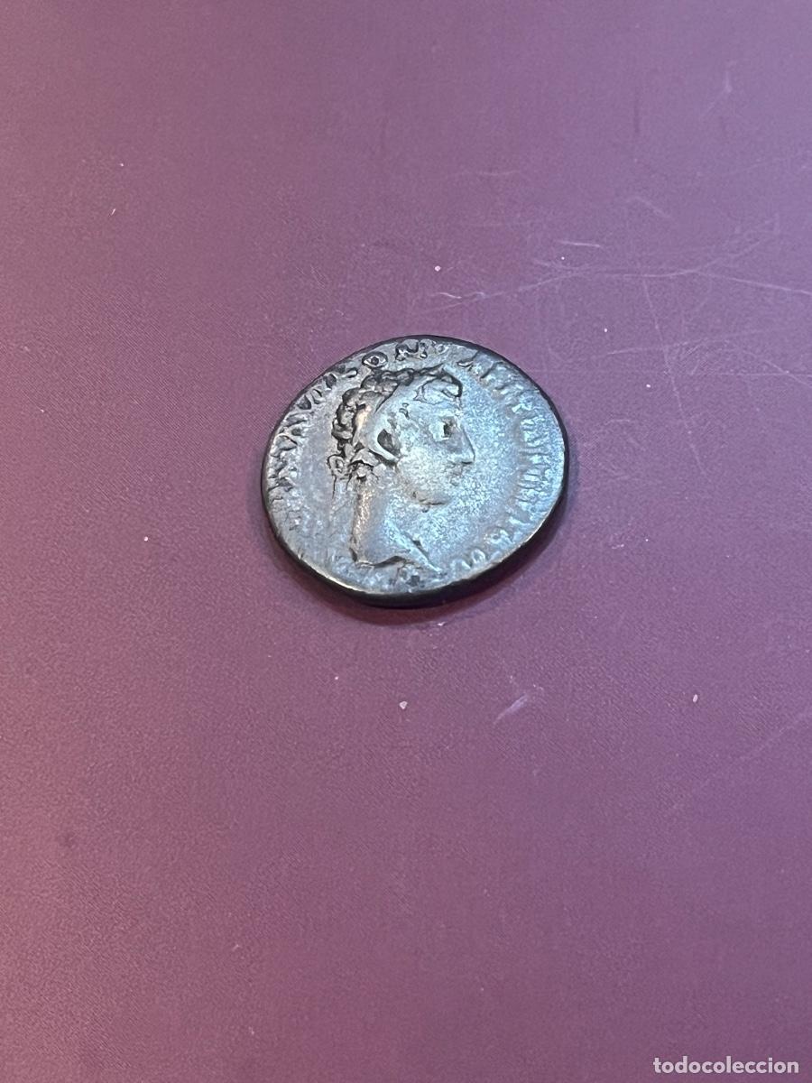 Monedas Imperio romano: Commodus. Una Dracma de plata bajo el Imperio Romno