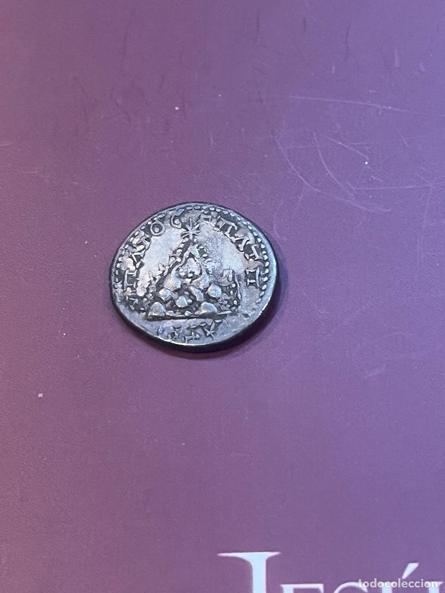 Monedas Imperio romano: Commodus. Una Dracma de plata bajo el Imperio Romano - Foto 2