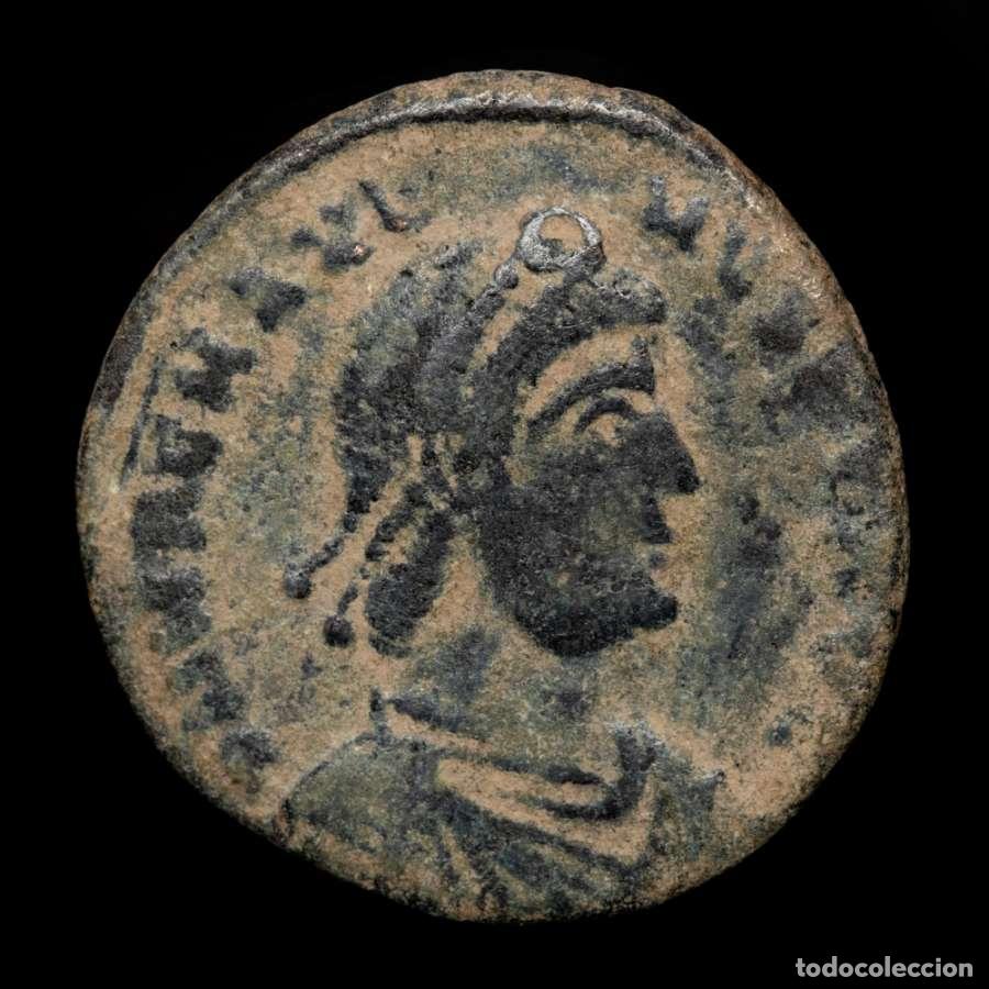 Monedas Imperio romano: Magno Maximo. Maiorina, Arles, REPARATIO REIPVB / TCON (4739)