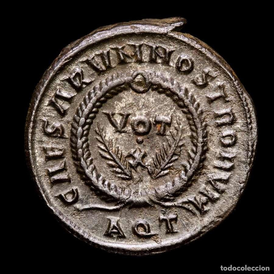 Monedas Imperio romano: Constantino II cesar - &AElig; Follis plateado. Aquileia AQT VOT X Palmas.