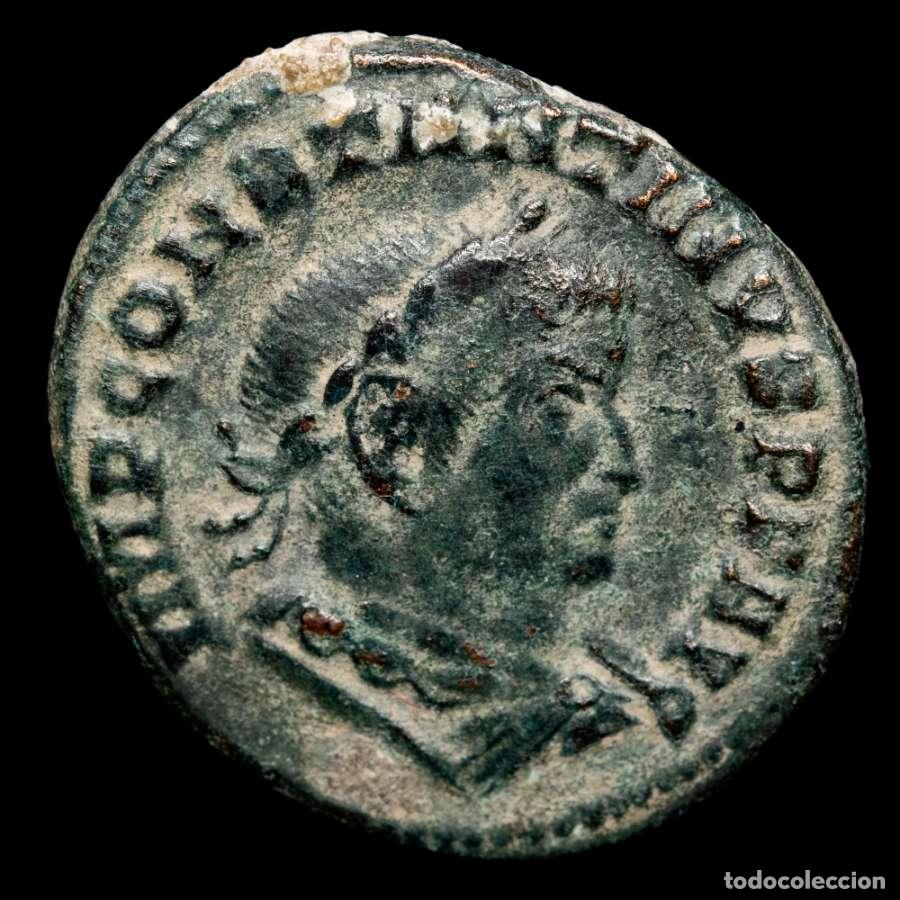 Monedas Imperio romano: Constantino I 309-310 dC Follis Lyons SOLI INVICTO COMITI /F-T//PLC