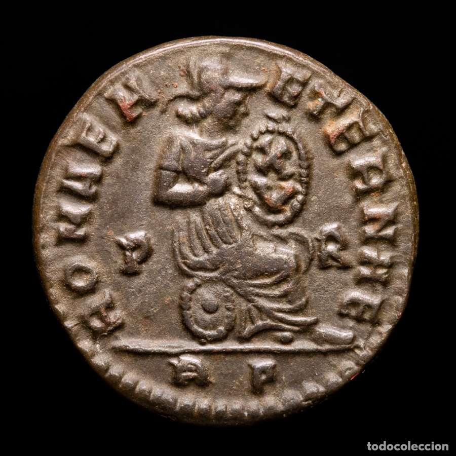 Monedas Imperio romano: Muy Raro Licinio II Cesar, follis. ROMAE AETERNAE P-R RP Roma.