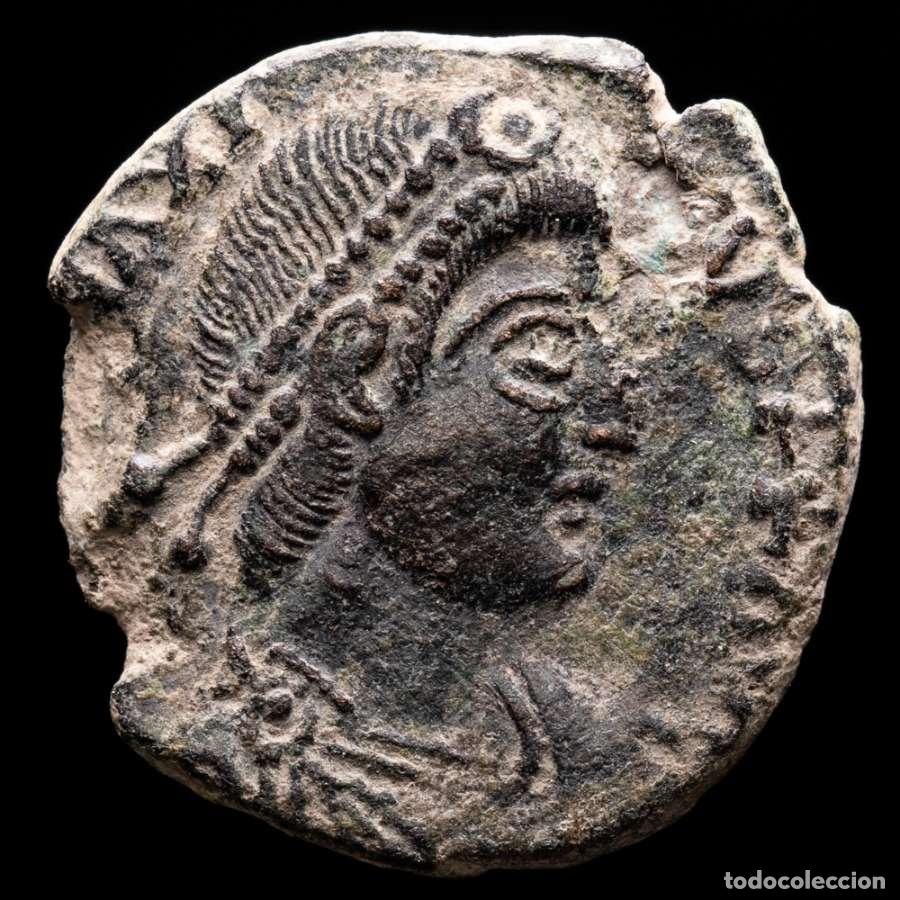 Monedas Imperio romano: Magno Maximo. Maiorina, Arles, REPARATIO REIPVB / TCON (8462)
