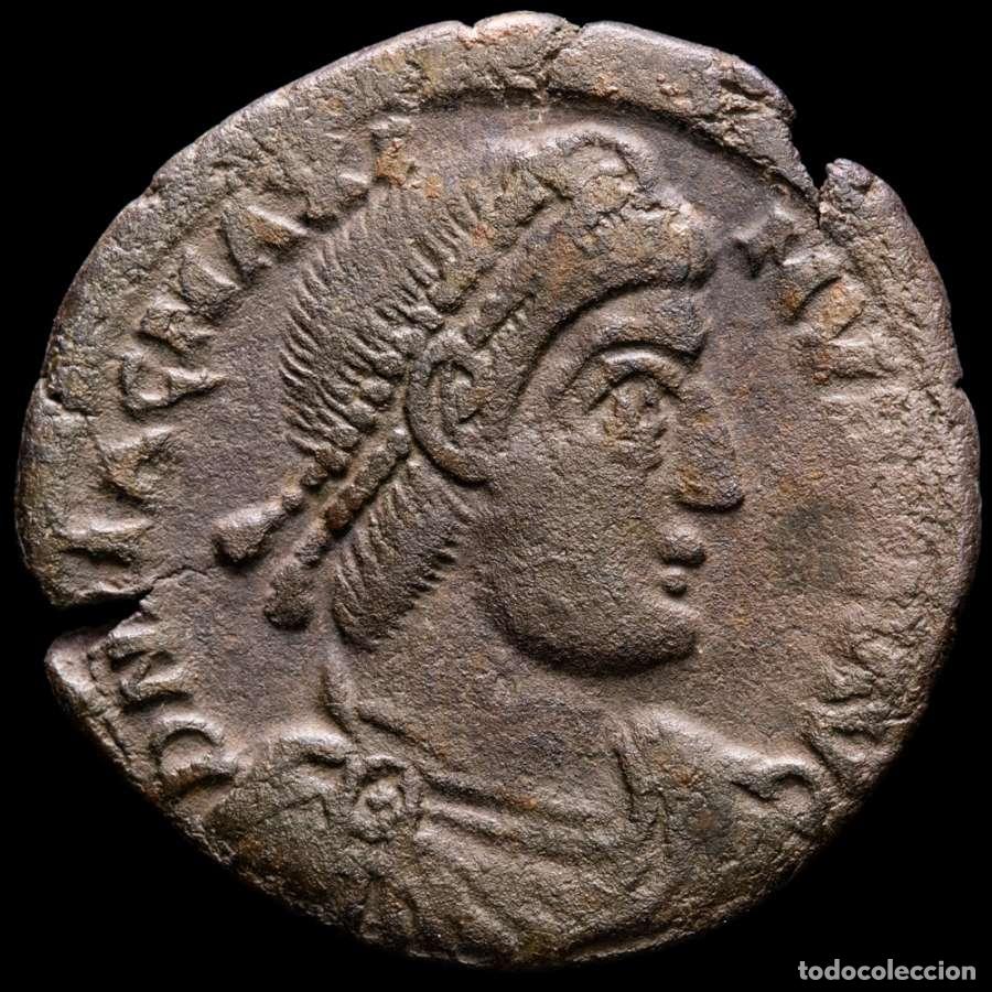 Monedas Imperio romano: Magno Maximo. Maiorina, Arles, REPARATIO REIPVB / TCON (8510)