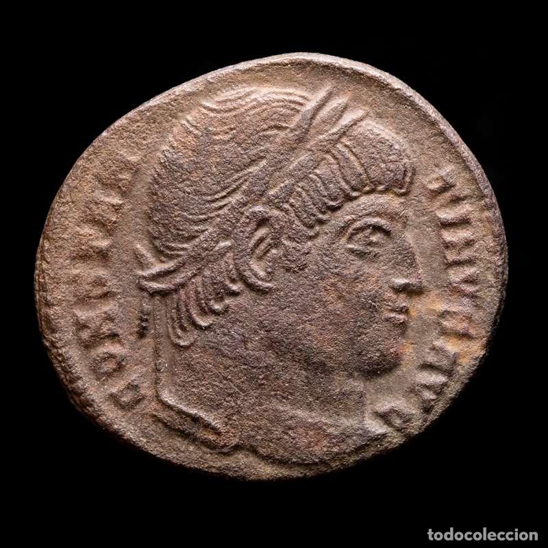 Monedas Imperio romano: Constantino I (307-337 d.C.), Follis, ceca de Roma. VOT XXX / RS.