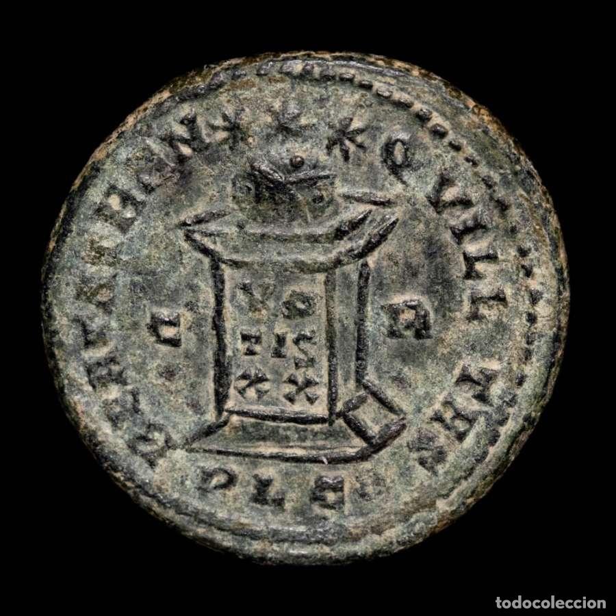 Monedas Imperio romano: Crispo, Cesar, follis,Lugdunum BEATA TRANQVILLITAS C-R PLG (6366)