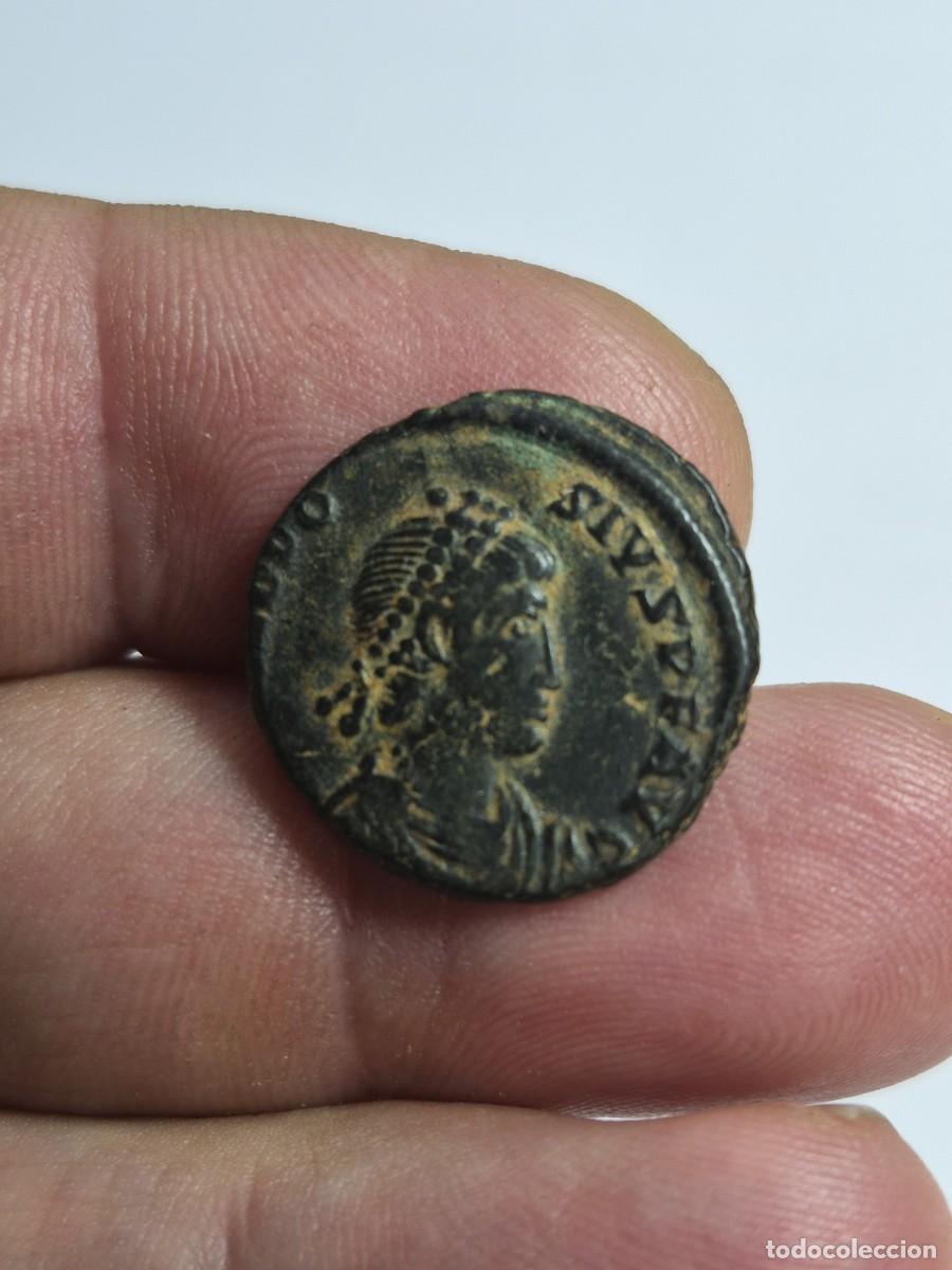 Monedas Imperio romano: NT/ MAIORINA DE TEODOSIO CONSTANTINOPLA 5,16 GRS (A1554)