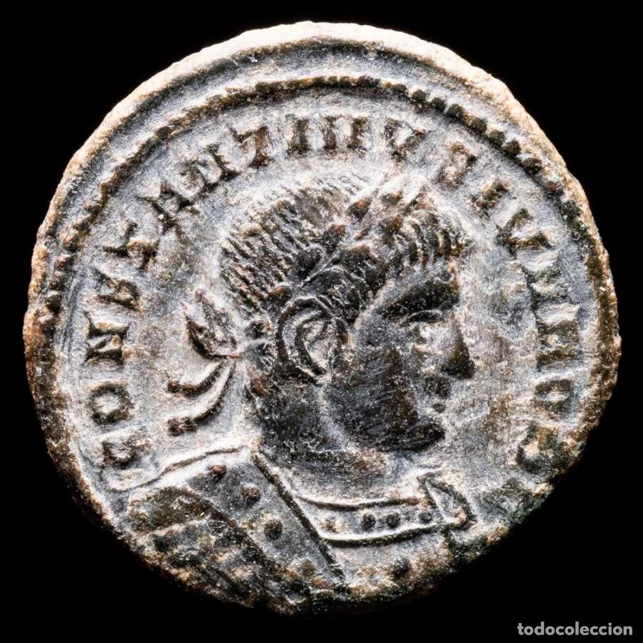 Monedas Imperio romano: Imperio Romano Constantino II C&eacute;sar &AElig; Follis GLORIA EXERCITVS ⊍PLG