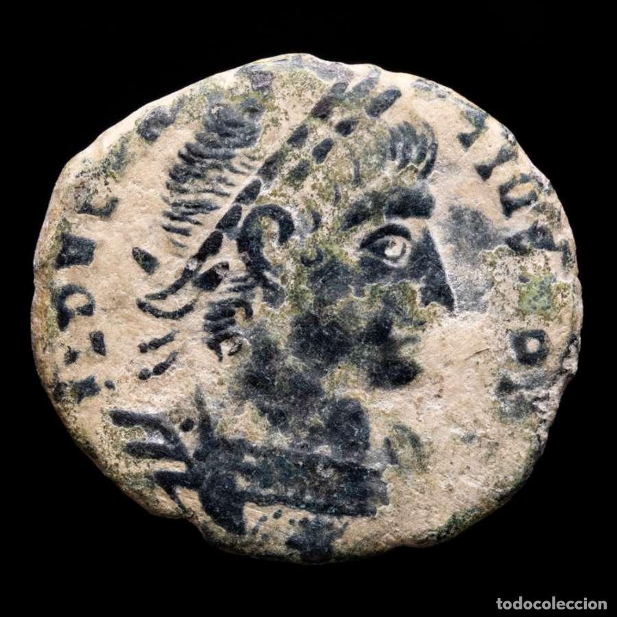 Monedas Imperio romano: Delmacio (335-337) AE follis, Roma GLORIA EXERCITVS R✩S - Escasa!