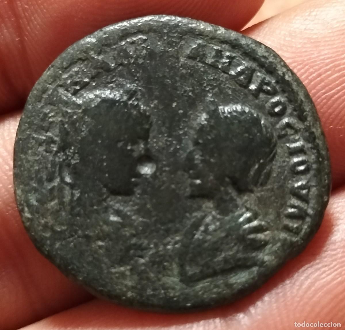 Monedas Imperio romano: Ae 25. Alejandro severo y Julia Mamea 222 235 dC